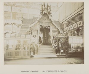 Valokuva valokuva-albumissa tekijältä Unknown photographer