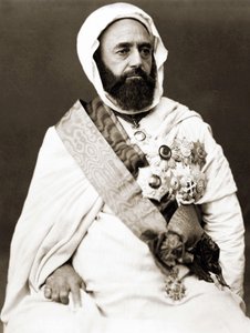 Abd el-Kaderin muotokuva ympärillä tekijältä Unknown photographer