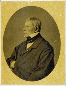 Jean Auguste Dominique Ingresin (1780 - 1867) muotokuva vuonna 1841. tekijältä Unknown photographer