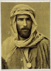 Savorgnan de Brazzan muotokuva vuonna 1882. tekijältä Unknown photographer