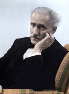 Italialaisen kapellimestarin Arturo Toscaninin (1867-1957) muotokuva. 1930s tekijältä Unknown photographer