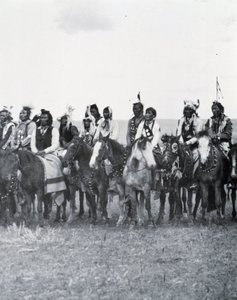 Prairie Indians, Kanada tekijältä Unknown photographer