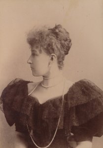 Belgian prinsessa Stéphanie Clotilde Louise Herminie Marie Charlotte (21. toukokuuta 1864 - 23. elokuuta 1945). tekijältä Unknown photographer