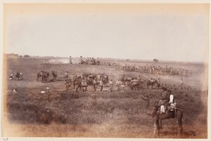 Sapparit ja kaivostyöntekijät rakentamassa suojahautoja Delhin harjoitusleirin aikana, noin 1885 tekijältä Unknown