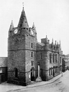 Old Tower, Tain, Ross ja Cromarty, Skotlanti, 1924-1926. tekijältä Valentine and Sons Ltd