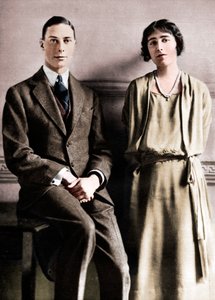 "Lady Elizabeth Bowes Lyon ja Yorkin herttua ilmoituksen jälkeen kihlauksesta", 1923