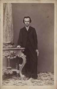 Säveltäjä Anton Rubinsteinin muotokuva 1829-1894. tekijältä Vienna . Photo studio Franz Schultz