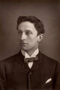 ""Johnston Forbes-Robertson (1853-1937) (woodburytype) tekijältä W. and D. (after) Downey