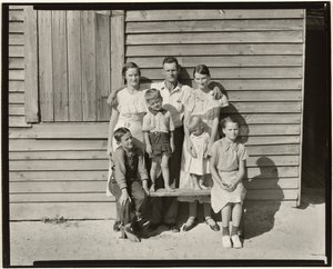 Osakastyöläisten perhe, Hale County, Alabama / Burroughsin perhe, Hale County, Alabama