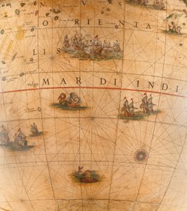 Suuri pari kirjaston maapalloa, maanpäällinen 1645/48, taivaallinen n. 1630 jälkeen tekijältä Willem Blaeu