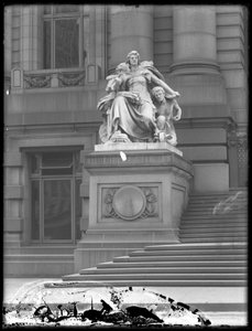 Amerikka-patsas Custom Housen ulkopuolella, New York City, n. 1912 tekijältä William Davis Hassler