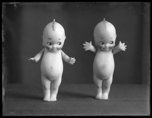 Pari kewpie-nukkeja, n. 1913