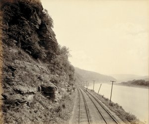 Cathedral Rocks, Susquehanna-joen varrella lähellä Meshoppenia, Lehigh Valley Railroadin puolesta. tekijältä William H. Rau