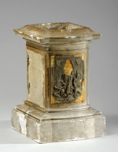 Maketti monumentaaliseen sokkeliin (kipsi ja muovailuvaha)