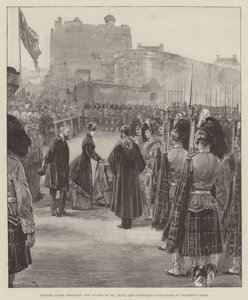 Prinsessa Louise luovuttaa uudet sotilasvärit Argyll and Sutherland Highlandersille Edinburghin linnassa.
