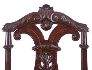 Yksityiskohta George II -salin tuoleista, toteutti James Moore nuorempi, n. 1727-31 tekijältä William Kent