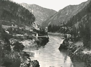 Kalliovuoret: Fraser Canyon ja Cariboo Road Bridge, lähellä Spuzzumia, Kanada, 1895.