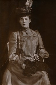 Alexandra, Yhdistyneen kuningaskunnan kuninkaan Edward VII:n kuningatar puoliso, 1905 tekijältä William Slade Stuart