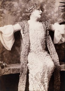 Sarah Bernhardt Francesca de Riminissä tekijältä William and Daniel Downey