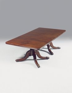 Irish Regency kahdella jalustalla varustettu ruokapöytä (mahonki) tekijältä Williams and Gibton (attr. to) Mack