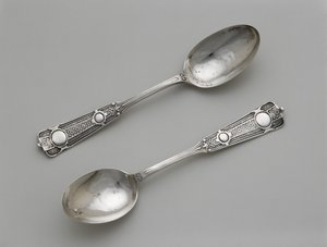 Pari teelusikkaa, c. 1860-1871 (hopea)