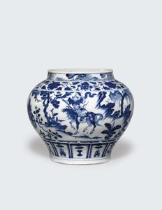 Valkoinen ja sininen guan, 1300-luvun puoliväli (keraaminen) tekijältä Yuan Dynasty Chinese School