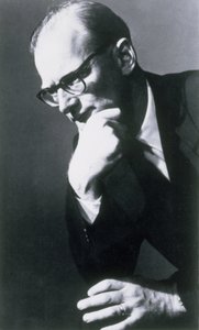 Arthur C Clarke, brittiläinen tieteiskirjailija ja keksijä tekijältä Frederick (attr. to) Barnard