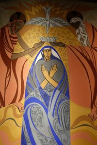 Fresko Saint Jamesin kirkossa, Montrouge, Ranska. Neitsyt Marian kruunajaiset tekijältä . .