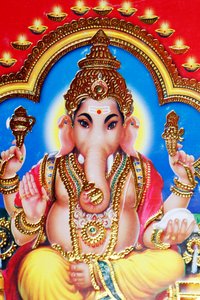 Ganesha tai Ganapati: elefanttipäinen hindujumala.