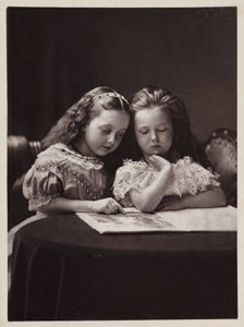 Maud ja Ethel May Robinson, n tekijältä Frederick (attr. to) Barnard