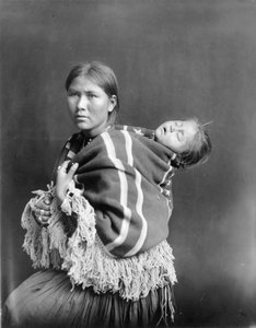 Vankka mukavuus, n. 1914 (b/w valokuva) tekijältä . .