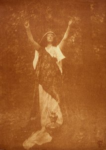 Nainen maljakolla, n 1906 tekijältä John Pardon