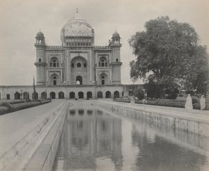 Safdarjungin hauta, Delhi tekijältä studio of A. W. A. Plâté Studio (Ceylonese)