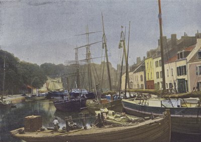 Belle-Ile-en-Mer, Port de Palais (värillinen kuva) tekijältä (after) French Photographer