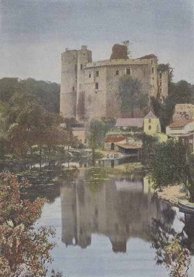 Clisson, Chateau (värillinen kuva) tekijältä (after) French Photographer