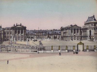 Facade du Chateau, Linnan edessä (värillinen kuva) tekijältä (after) French Photographer