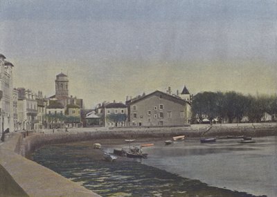 Saint Jean de Luz (värillinen kuva) tekijältä (after) French Photographer