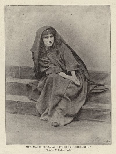 Neiti Marie Brema Ortrudina elokuvassa "Lohengrin" (s/w-kuva) tekijältä (after) German photographer