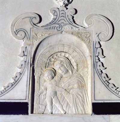 Bareljeefi madonnasta ja lapsesta (marmori) tekijältä (attr. to) Donatello