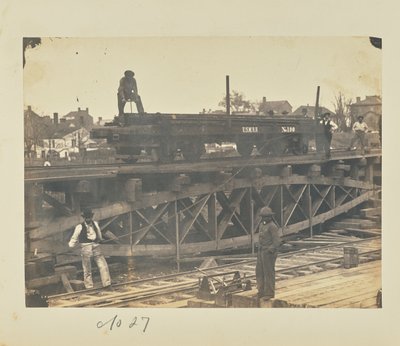 Toinen kokeilu lautarakenteiden kanssa tekijältä A.J. Russell