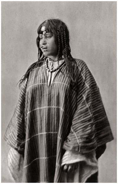 Beduiinien vaimo, Irak, 1925. tekijältä A. Kerim