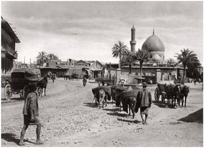 Näkymä kadulle North Gatesta, Bagdad, Irak, 1925. tekijältä A. Kerim