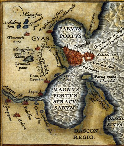 Entinen Syrakusan satama (Sisilia) - Abrahm Orteliuksen "" Atlasissa"" tekijältä Abraham Ortelius