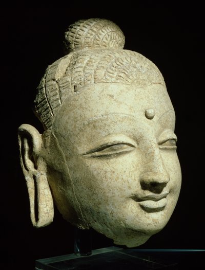 Hymyilevän Buddhan pää, kreikkalais-buddhalainen tyyli, Afganistanista, 1.-4. vuosisadalta (stukko) tekijältä Afghan School