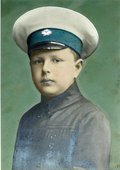 Pojan muotokuva. Valokuvaus, guassi, Aleksei Sergeevich Mazurin (1846-1914 jälkeen) tekijältä Alexei Sergeevich Mazurin