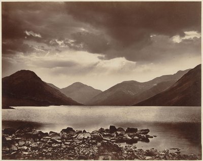 Näkymä Derwentwateriin lähellä Keswickiä Cumbriassa Pettitt Series Keswick (sarjan nimi esineellä) tekijältä Alfred Pettitt