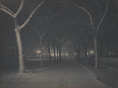 Jäätävä yö tekijältä Alfred Stieglitz