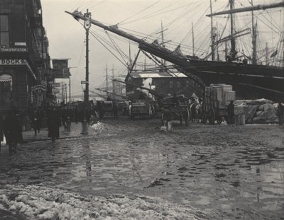 Coenties Slip tekijältä Alfred Stieglitz