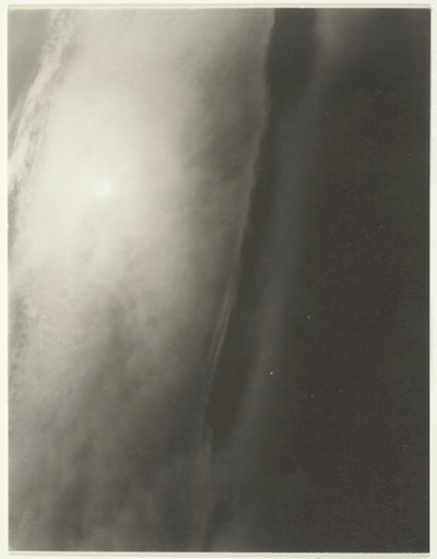 Vastaava, 1931. tekijältä Alfred Stieglitz