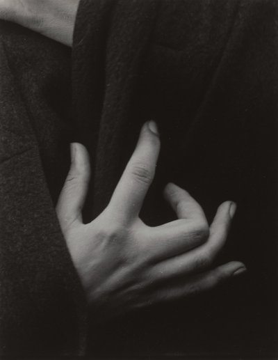 Georgia O’Keeffe – Kädet tekijältä Alfred Stieglitz